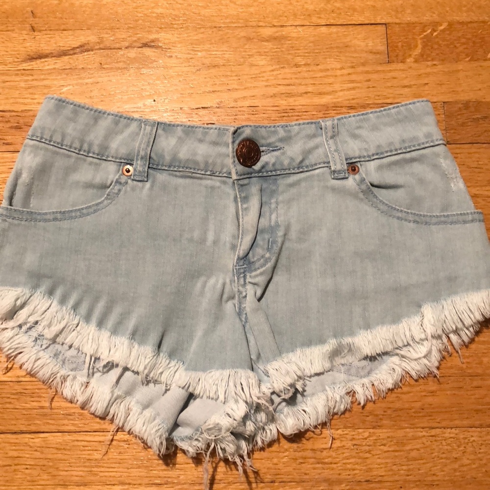Light washed shorts